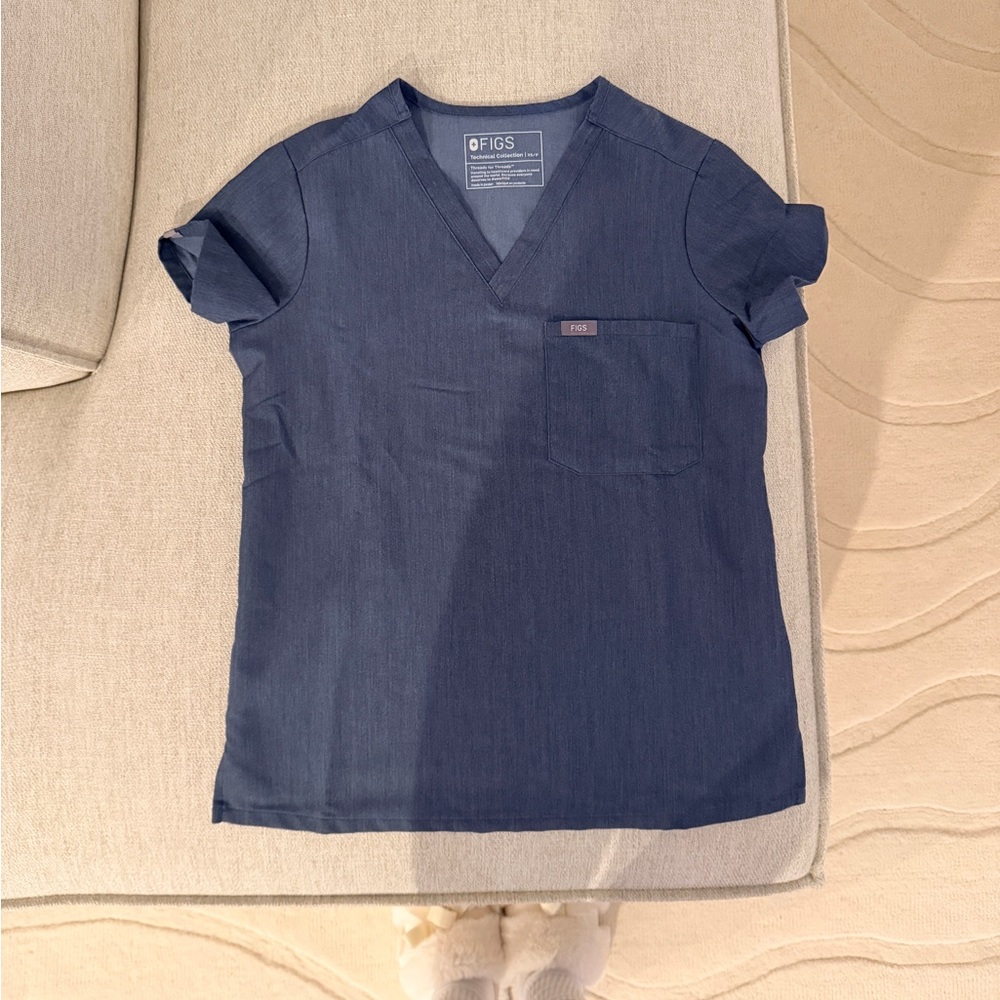 FIGS Catarina Scrub Top XXS Petite Heather Denim V-Neck One Pocket EUC